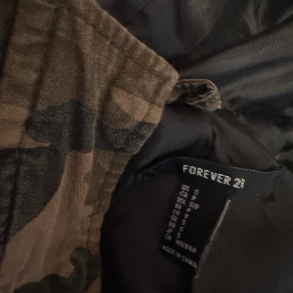 jacket - Picture 2 of 2